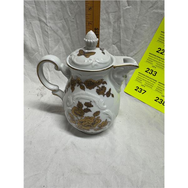 Vintage Estée Lauder ice Palace porcelain teapot