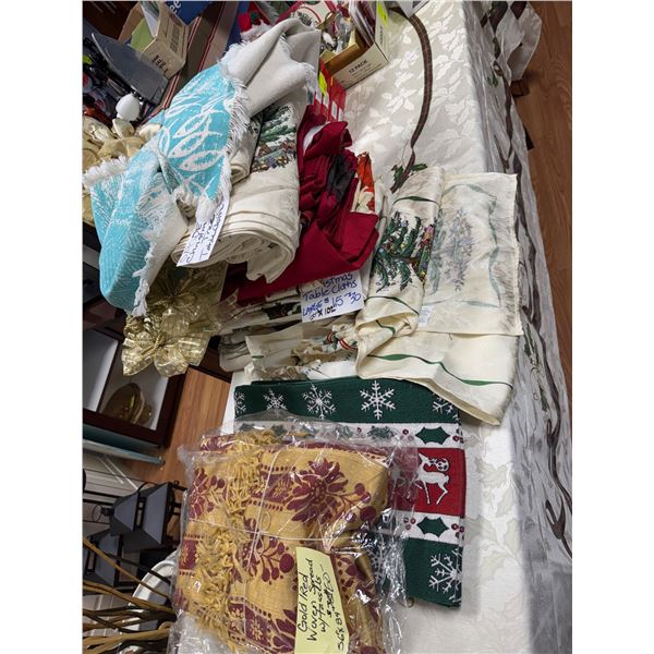 Assorted linens