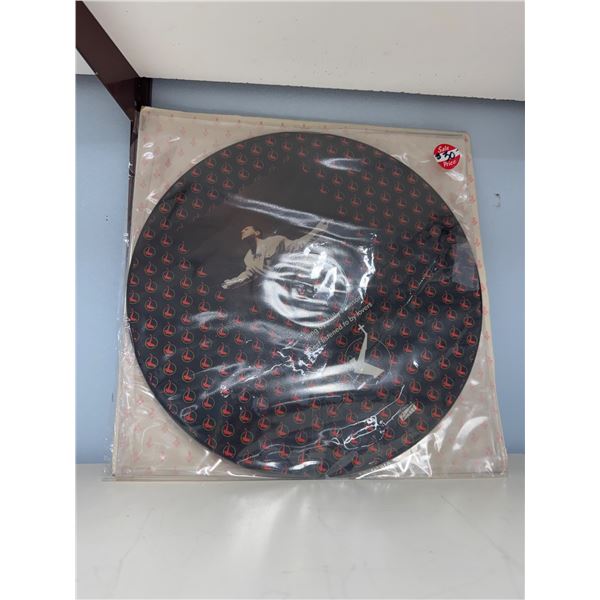 Record sung by Holly Johnson