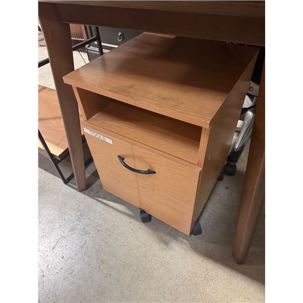 Drawer cabinet on wheels 15 1/2" x 16" x 21 1/2" tall