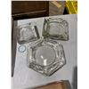 Image 1 : Glass ashtrays