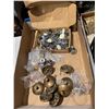 Image 1 : Assorted knobs and handles
