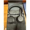 Image 1 : Jabra headphones