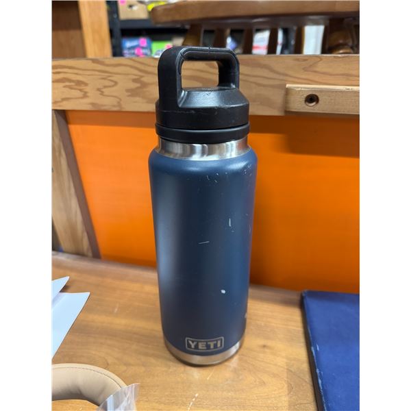 Yeti, water bottle blue