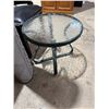 Image 1 : Patio side table