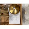 Image 2 : Hanging light fixture