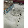 Image 2 : Serving plate and bowls