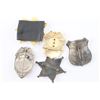 Image 2 : Lot of 5 Badges