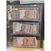 Image 3 : Foreign Bills (25) Binder (1.):   Poland, Croatia, Belarus, Romania, Russia & Slovenia; assorted yea