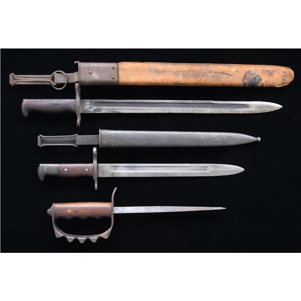 3 US EDGED WEAPONS.