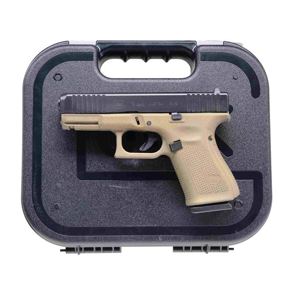 GLOCK MODEL 19 GEN 5 SEMI AUTO PISTOL.