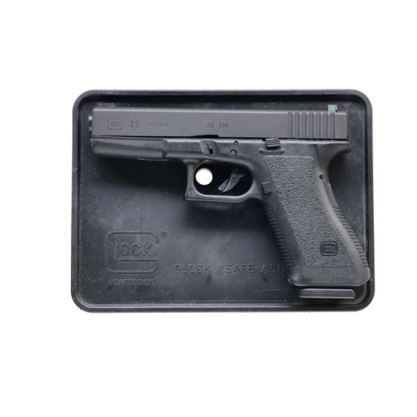 GLOCK 22 GEN 2 SEMI AUTO PISTOL.