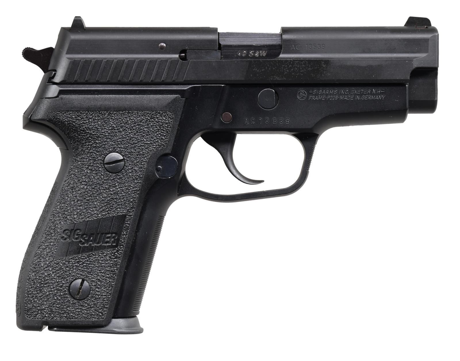 P229 SIG SAUER P229 SEMI AUTO PISTOL.