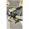 Image 2 : NIKON 020618 MICROSCOPE WITH SLIDES & SOLUTION