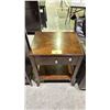 Image 2 : SINGLE DRAWER END TABLE 21.5" X 17" X 27"