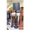 Image 1 : 2 FLOOR LAMPS (1 SHADE)