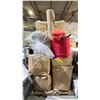 Image 1 : PALLET OF STORAGE LOCKER GOODS