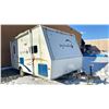 Image 3 : 2010 JAYCO TRAILER JAY FEATHER EXP, WHITE  VIN 10JBJ01H041JF0194
