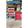 Image 1 : 2 FOLDING CHAIRS