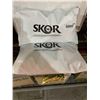 Image 2 : CASE LOT - Skor Crunchy Butter Toffee Enrobed In Rich Milk Chocolate 5lb Bag x 2