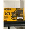 Image 2 : DeWALT DCW210B 20V 5-Inch Cordless Random Orbital Sander - Tool Only