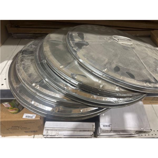 Lot of 5 Garbage Can Lids