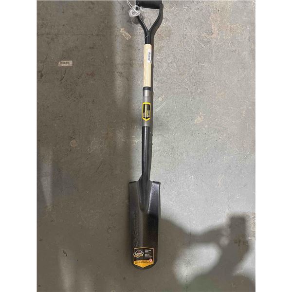 Garant Pro Series Industrial Grade Shovel with Reinforced Hardwood Handle