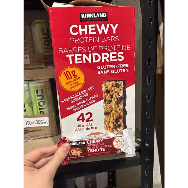 Kirkland Chewy Protein Bars-Peanut Butter & Semi-Sweet Chocolate Chip (42 x 40g)