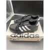 Image 1 : Adidas Black & White Tennis Shoe Size: 5 KIDS