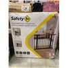 Image 2 : Safety 1st Easy Walk Through Gate Black