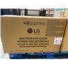 Image 1 : LG Microwave Oven 1.7 Cu. Ft. 900W  LMV1751ST