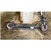 Image 2 : GYROCOPTERS FLASH 3.0 E-SCOOTER (UNKNOWN RUNNING CONDITION, NO CHARGER)