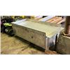 Image 1 : METAL TRUCK BOX 6' X 32"