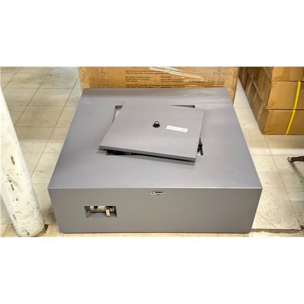 PARAMOUNT SQUARE ALUMINUM CONCRETE LOOK FIREPIT TABLE WITH CONVERTIBLE BURNER (IN BOX)