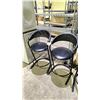 Image 2 : 2 BLACK BAR STOOLS