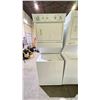 Image 1 : KENMORE STACKED WASHER & DRYER COMBO