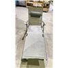 Image 2 : ADJUSTABLE PATIO LOUNGE CHAIR