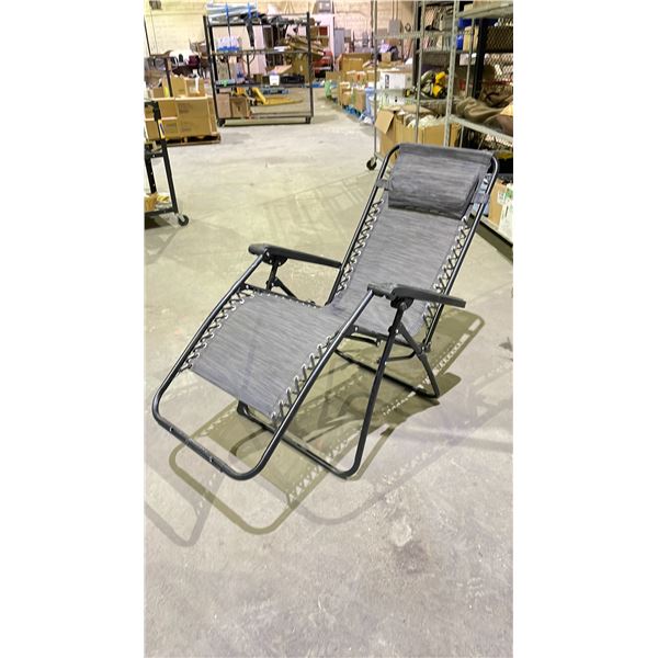 RECLINING ZERO GRAVITY PATIO CHAIR