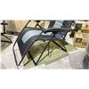 Image 2 : RECLINING ZERO GRAVITY PATIO CHAIR