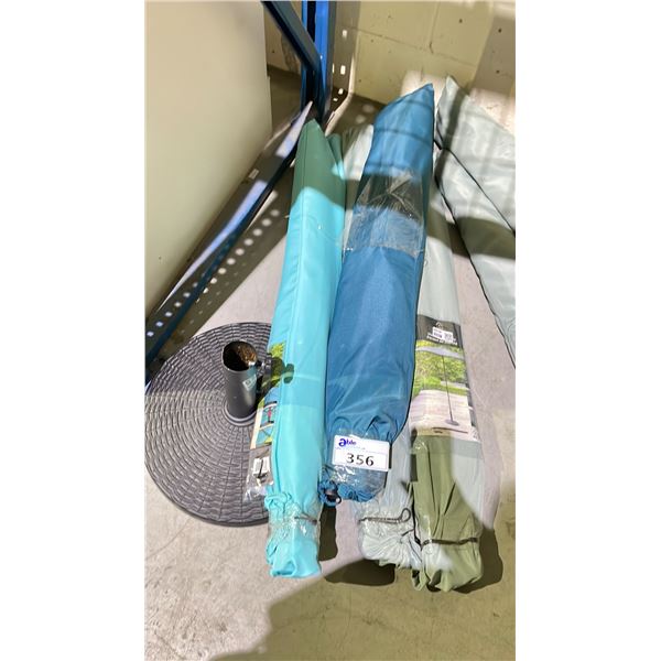 4 ASSORTED MARKET/PATIO UMBRELLAS WITH 1 BASE
