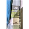 Image 2 : 4 ASSORTED MARKET/PATIO UMBRELLAS WITH 1 BASE