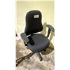 Image 2 : TASK CHAIR