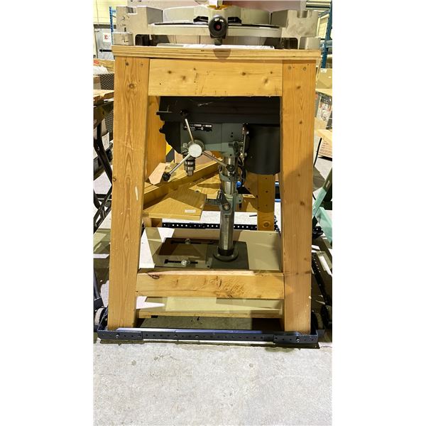DELTA 10" DRILL PRESS WITH PORTABLE STAND