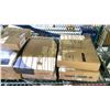 Image 2 : SHELF OF ASSORTED ITEMS INCLUDING: PORTABLE NET, SMALL SHELF & MORE (UNKNOWN WORKING CONDITION, MAY
