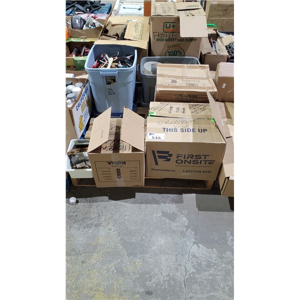 PALLET OF ASSORTED ITEMS INCLUDING; HANGERS, COUNTER TOP OVEN & MORE