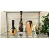 Image 1 : SHELF LOT OF VASES AND HOME DECOR