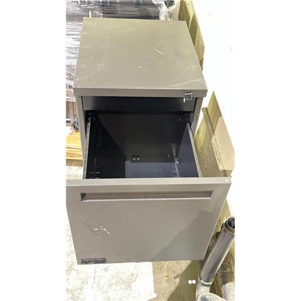 PAIR OF KPED PORTABLE METAL FILE CABINETS (MAY OR MAY NOT HAVE KEYS)