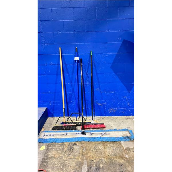 LOT OF ASSORTED BROOMS