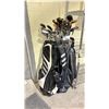 Image 1 : 2 GOLF BAGS WITH ASSORTED RH GOLF CLUBS