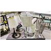 Image 2 : 6 ASSORTED TABLE LAMPS WITH SHADES